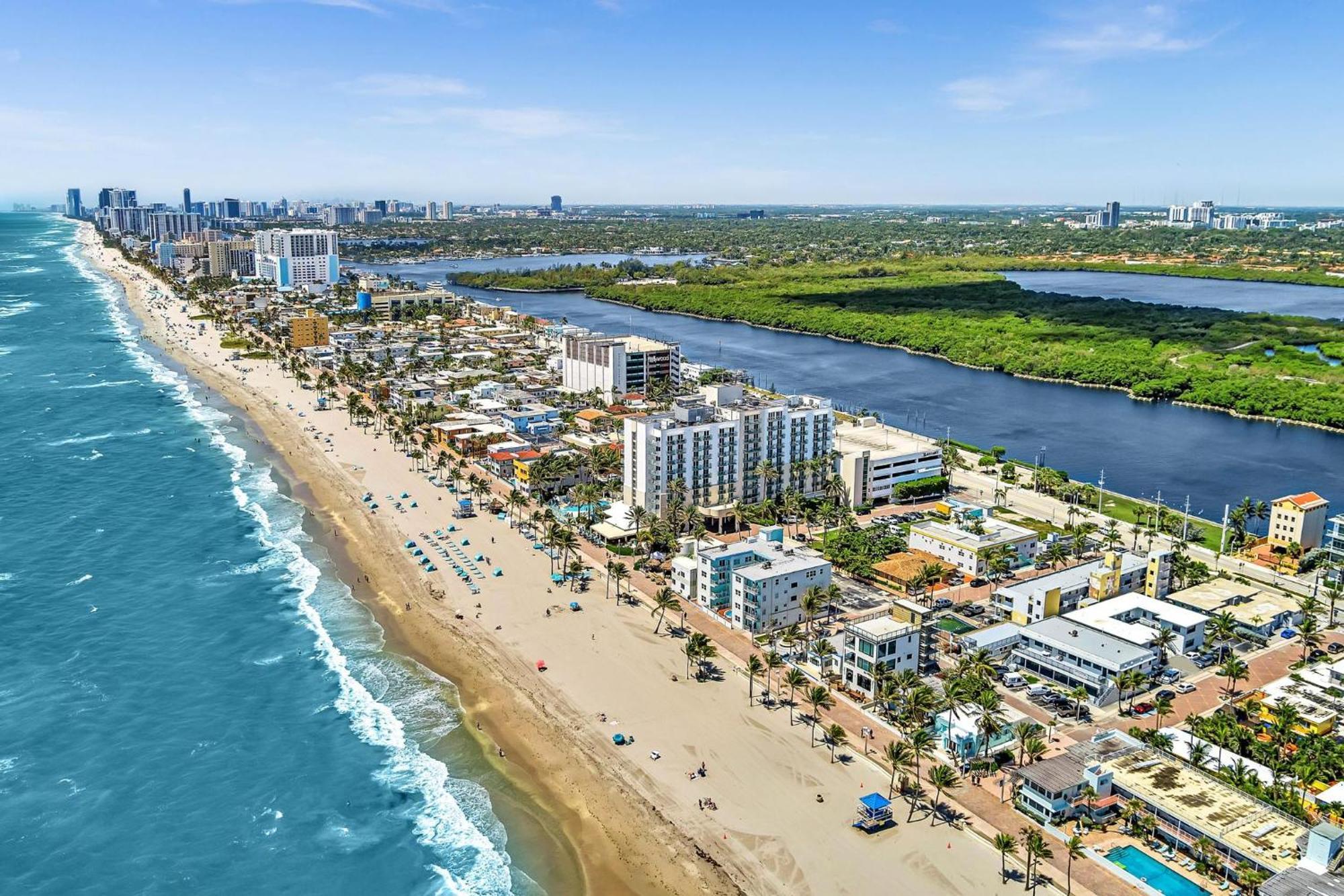 Apartamento Beachfront & Pool Near Marriott Hollywood
