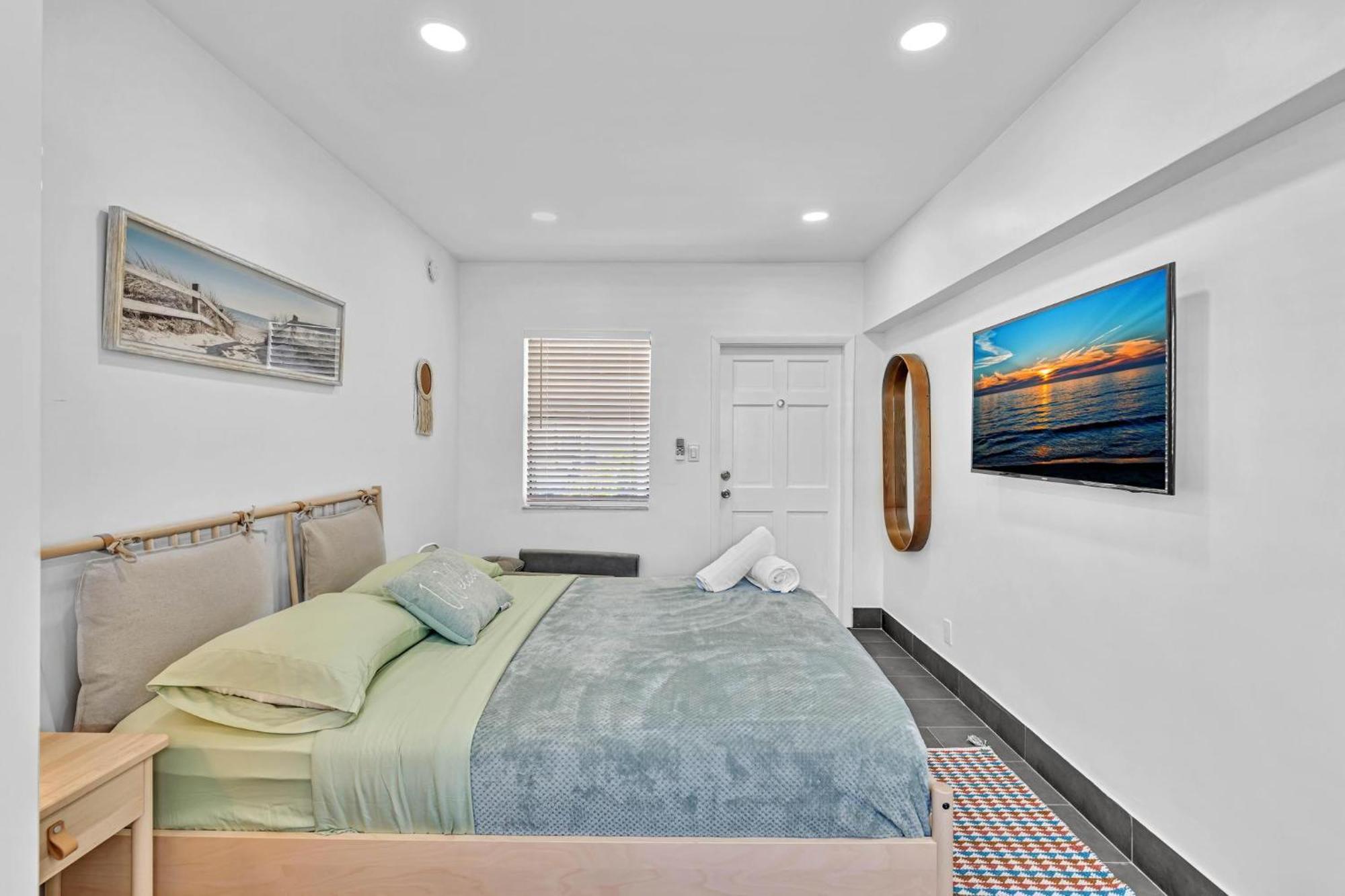 Beachfront & Pool Near Marriott Apartamento *